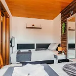Gadd 001 Glueck An Der Donau I Deluxe 24 H Check-in Apartman