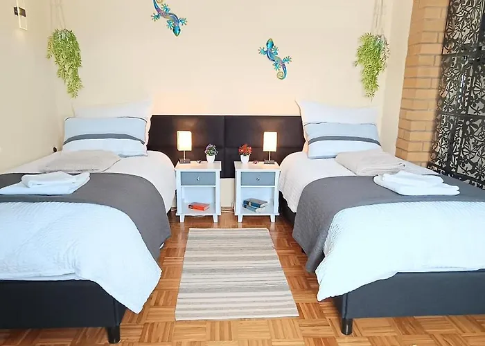 Gadd 001 Glueck An Der Donau # Deluxe 24#7 Check In Apartment *